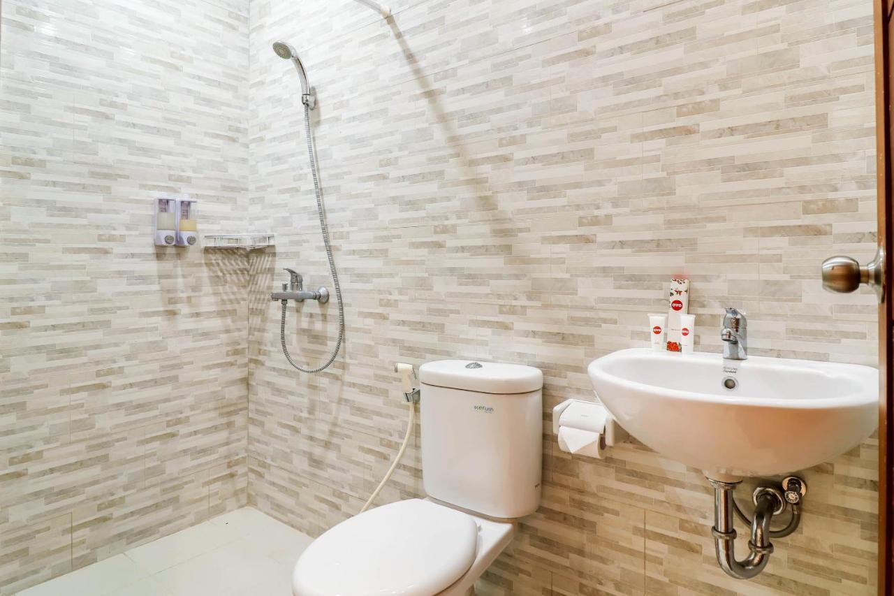 Oyo 1200 Kencana Residence Джимбаран Экстерьер фото